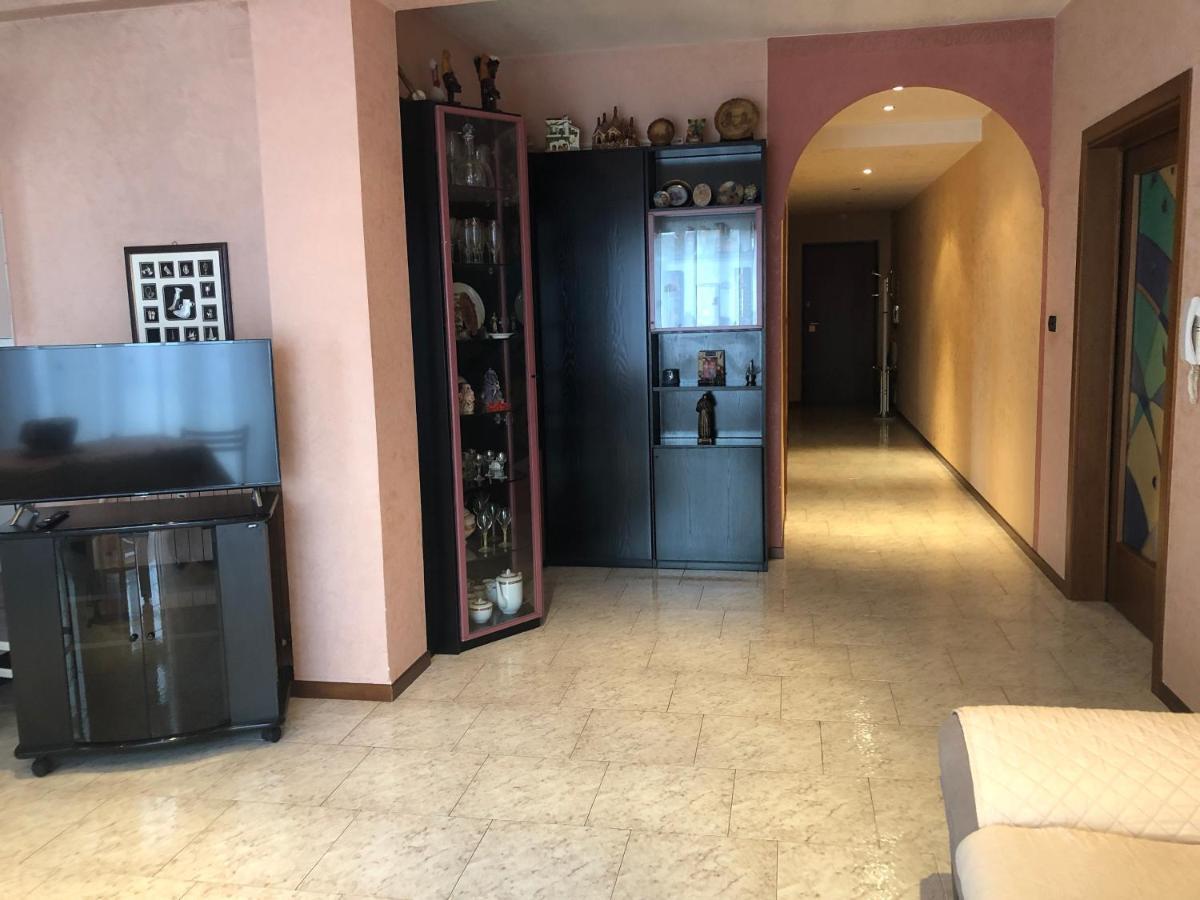 ヴェローナSofia'S Houseアパートメント エクステリア 写真